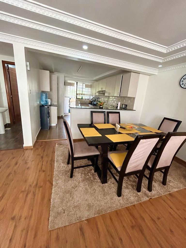 Casa Misa Riverside ไนโรบี ภายนอก รูปภาพ